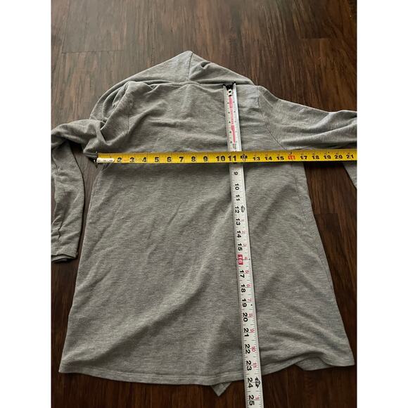 Womens small grey flowy cardigan sweater - Picture 2 of 3